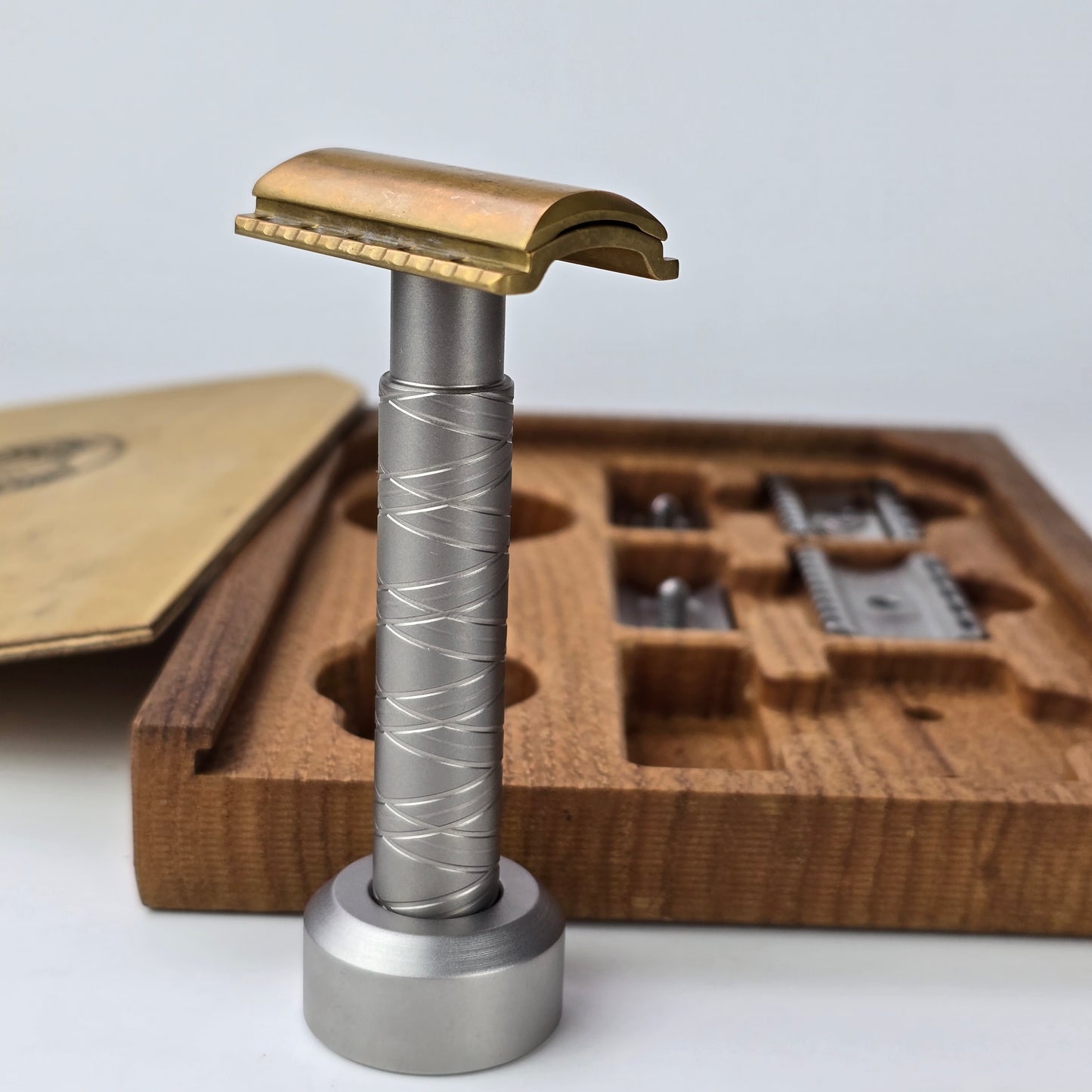 Le Maurice first Pass around Box