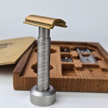 Le Maurice first Pass around Box